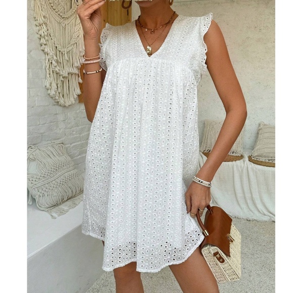 Bellanblue Dresses & Skirts - Boho white e v neck eyelet smock Ruffle dress